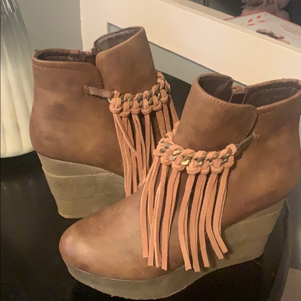 Very cool boots